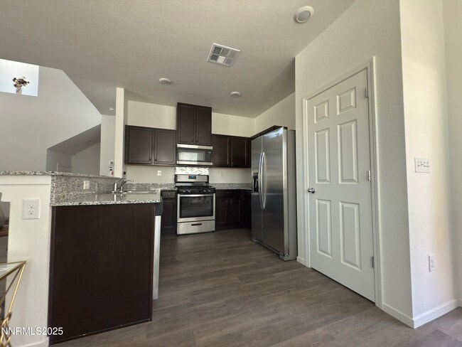 Building Photo - 9774 Silver Dollar Ln