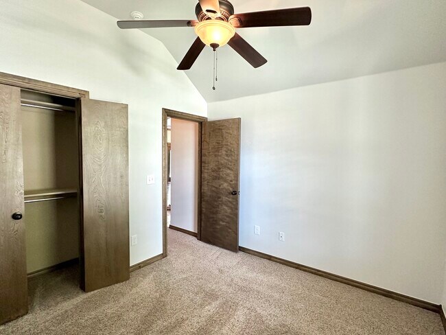 Building Photo - 709 Abilene Way