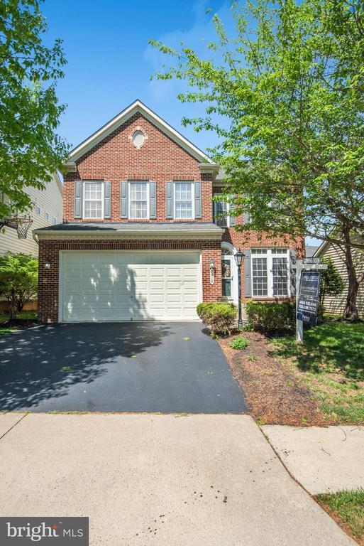 Building Photo - 8416 Churchside Dr