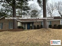 Building Photo - Located in Northern Columbus!