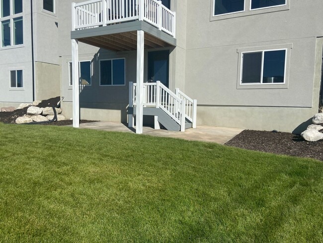 Building Photo - 1307 W Quailhill Rd