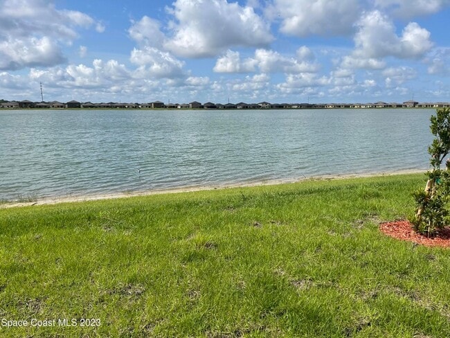 Building Photo - 2194 Farmhouse Rd SE