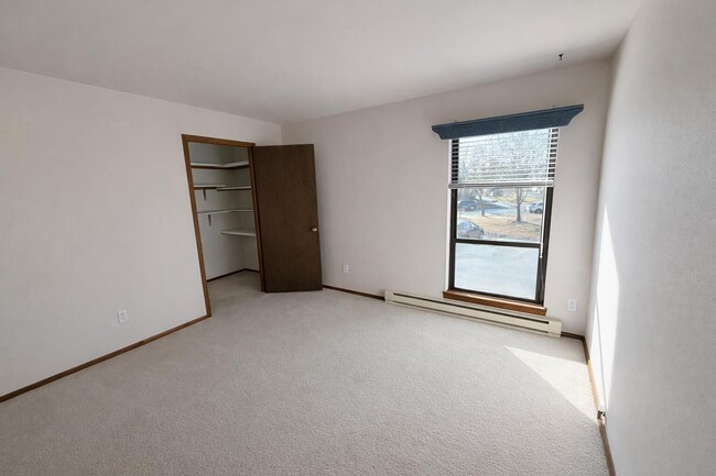 Building Photo - 1876 Haymarket Rd