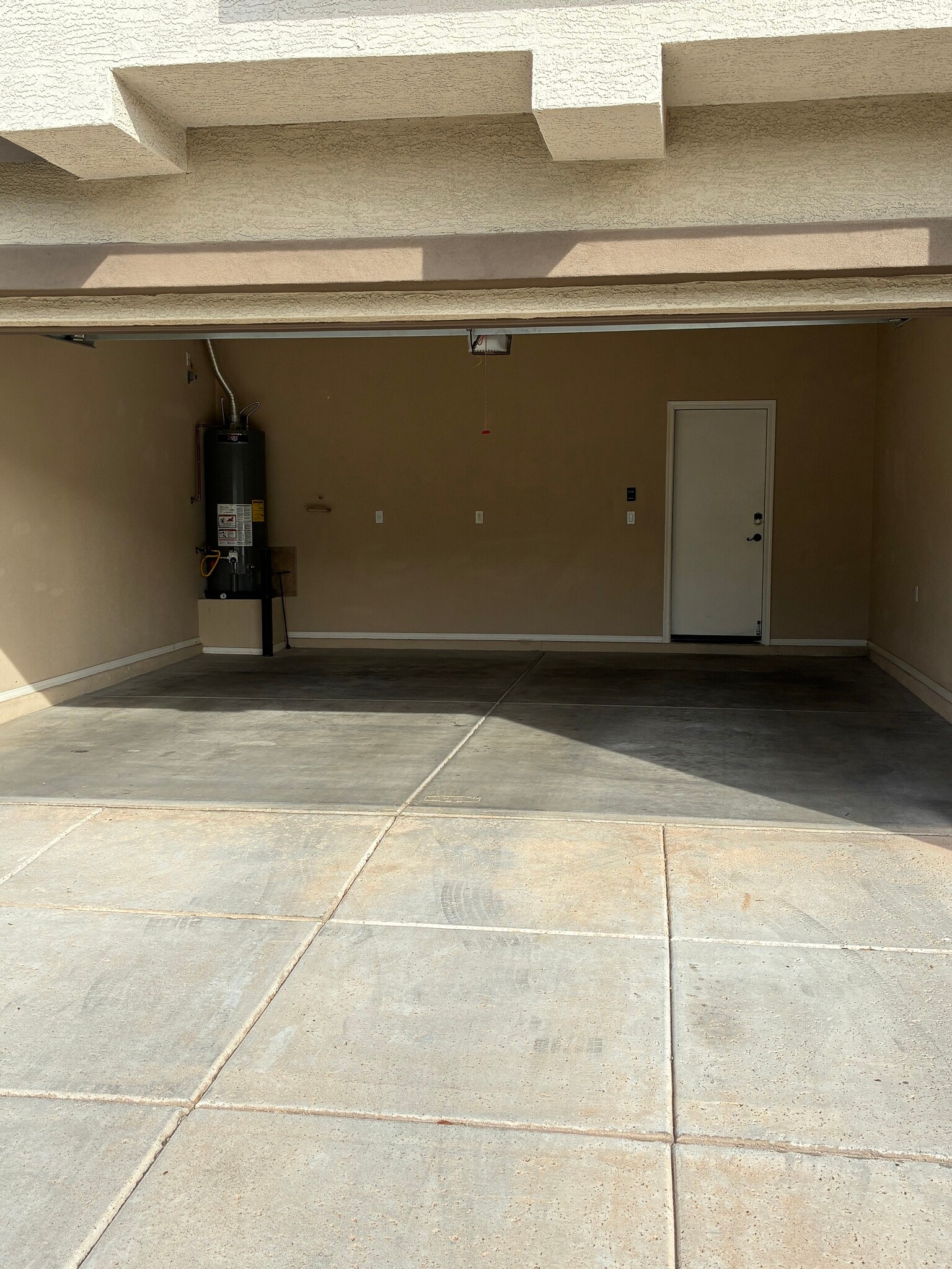 Building Photo - 1370 E Joseph Way