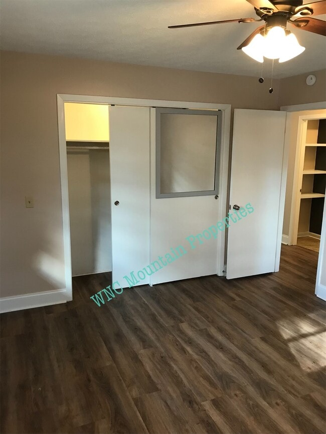 Building Photo - 101 Chariton Ave