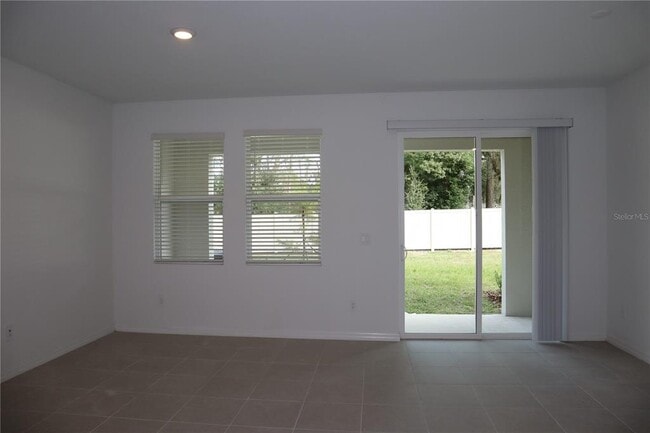 Building Photo - 3346 Lapis Lk Dr