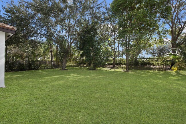 Building Photo - 8273 Emerald Winds Cir