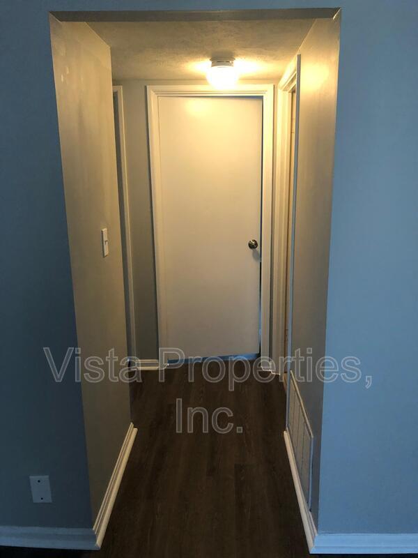 Building Photo - 4912 Saddlebrook Ln