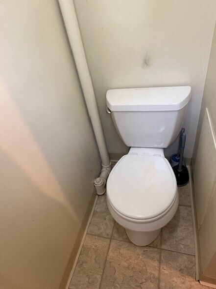 Building Photo - 7 Franklin St