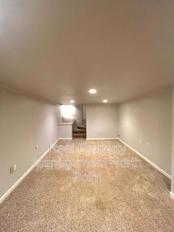 Building Photo - 2301 Echo Hills Cir NE