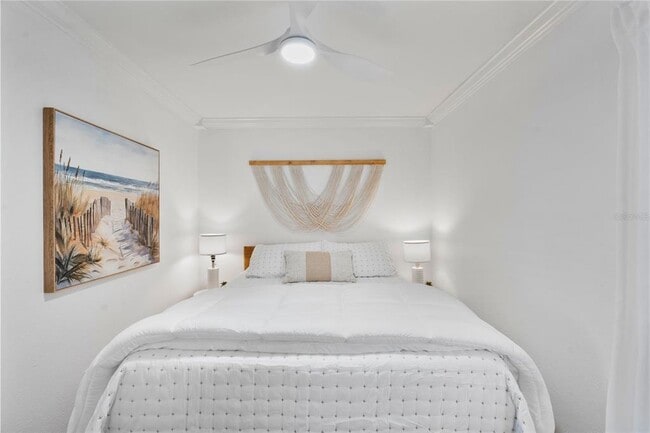 Building Photo - 1603 Gulf Dr N