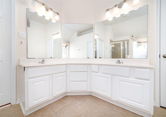 Building Photo - 7007 Sierra Night Dr