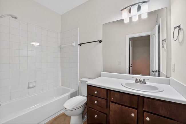 Building Photo - 1901 Crossing Pl