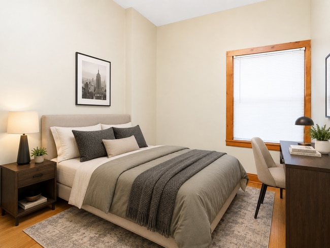 Building Photo - Spacious 2BR + Sunroom Main Floor in NE Arts District – Steps to Logan Park & Breweries