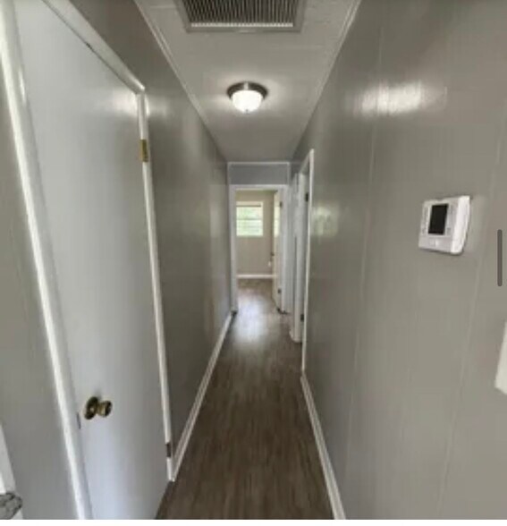 Building Photo - 193 Black Creek Lodge Rd