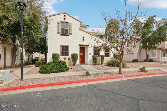 Building Photo - 10220 E Isleta Ave