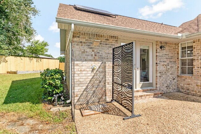Building Photo - AVAILABLE NOW – $3,000/MONTH – ALL UTILITIES + LAWN SERVICE + POOL SERVICE INCLUDED!
