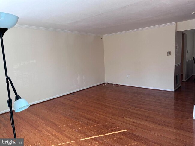 Building Photo - 10523 Polk Square Ct