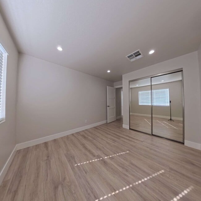 Building Photo - Highly Remodeled | Customer Closets | Gated Community