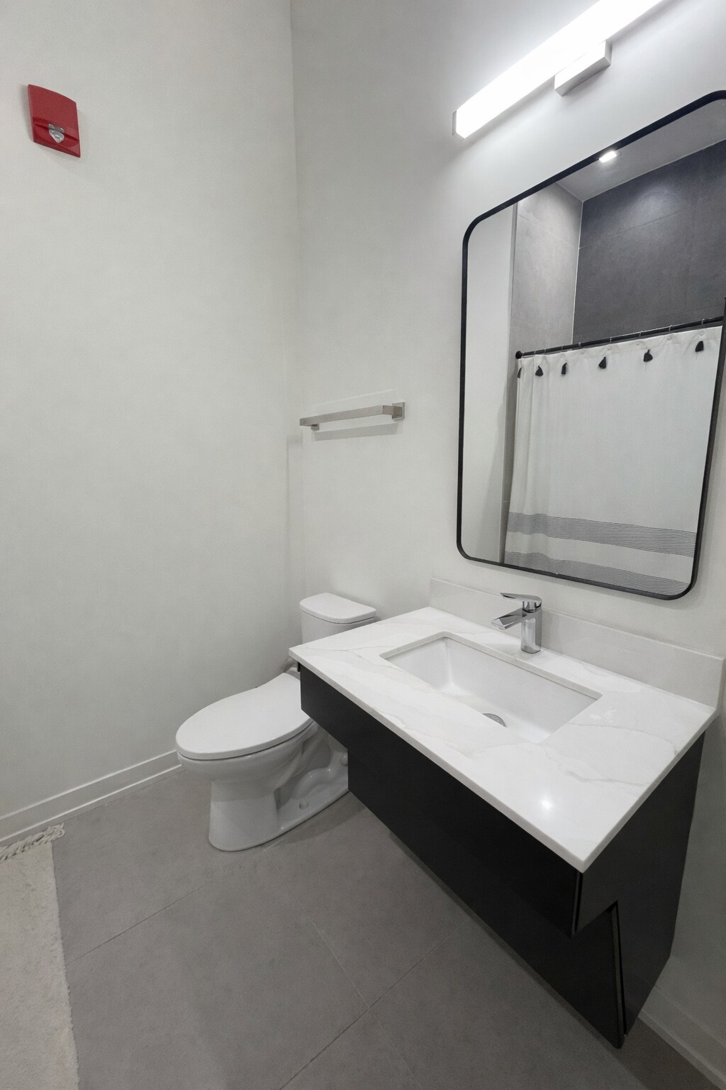 Building Photo - 4513 N Clark St