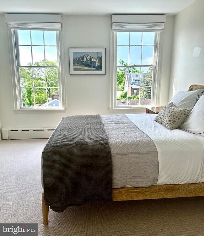 Building Photo - 2802 P St NW