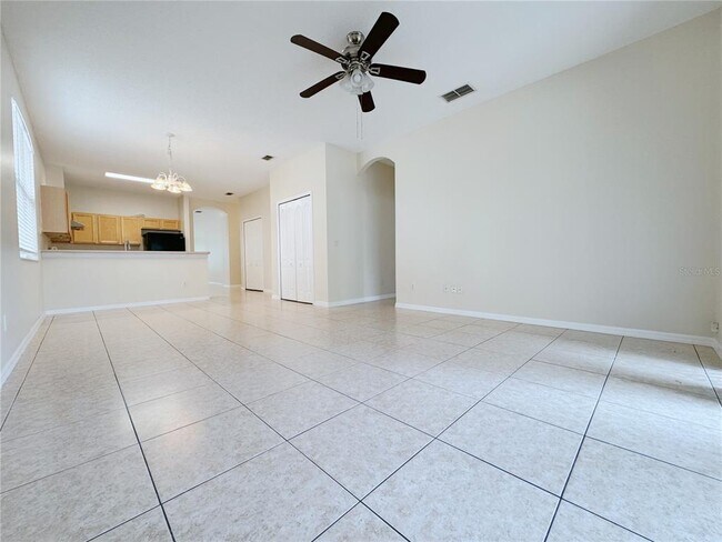 Building Photo - 4932 Bellthorn Dr
