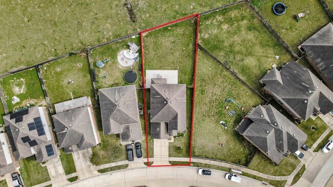 Building Photo - 15806 Winter Cypress Wy