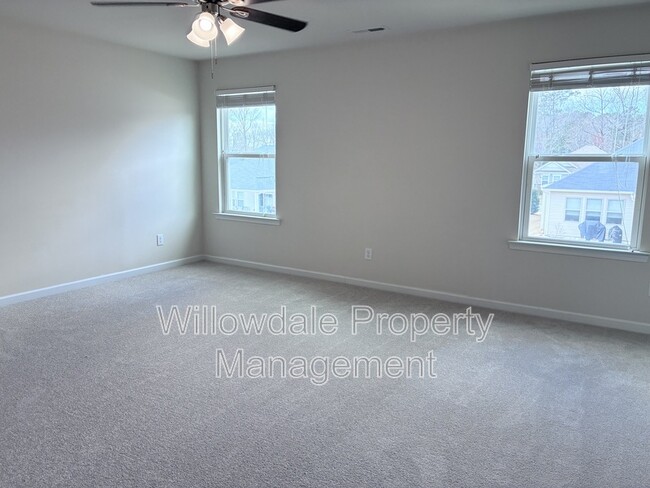 Building Photo - 229 Willow Grove Ln