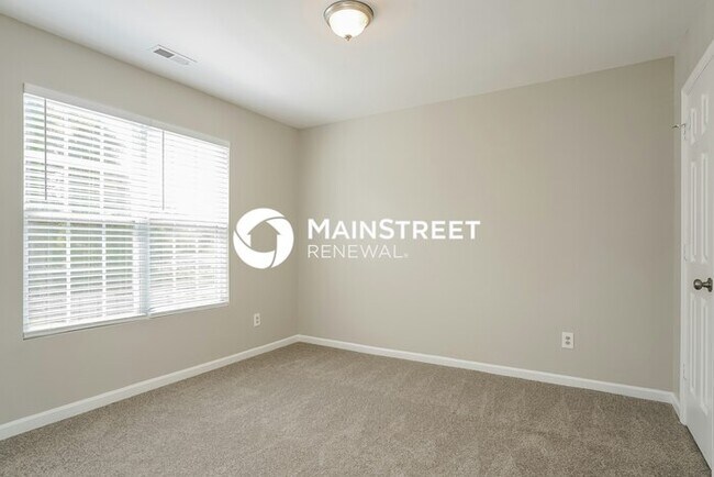 Building Photo - 3 Bedroom Pet-Friendly Home in Raleigh, NC with Main Street Renewal