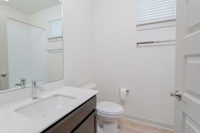 Building Photo - 10712 Deaton Ln