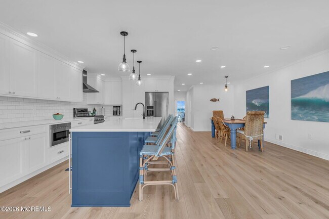 Building Photo - 118 Ashley Ave