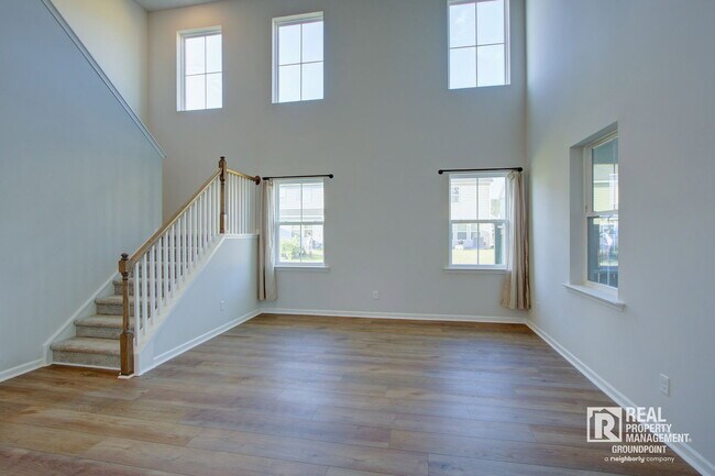 Building Photo - 137 Paddle Boat Wy