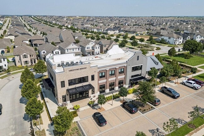 Building Photo - 2412 Rooster Ln