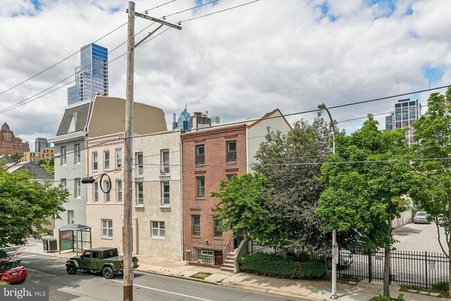 Building Photo - 1130 Lombard St