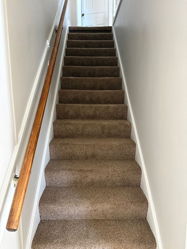 Building Photo - 574-576 E. Church St.