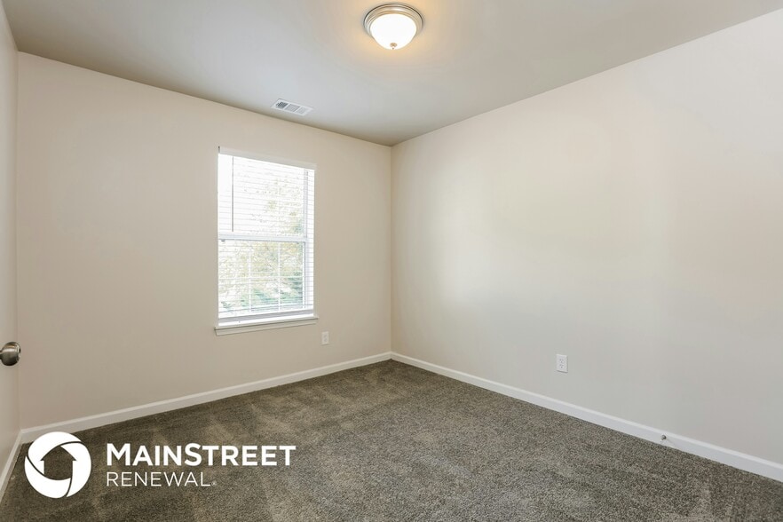 Building Photo - 2804 Crest Ridge Way SW