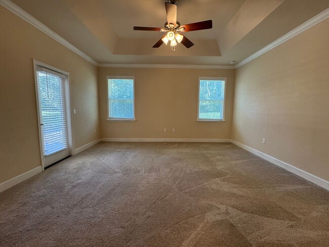 Building Photo - 3 Bed 2 Bath in Fletcher Oaks !