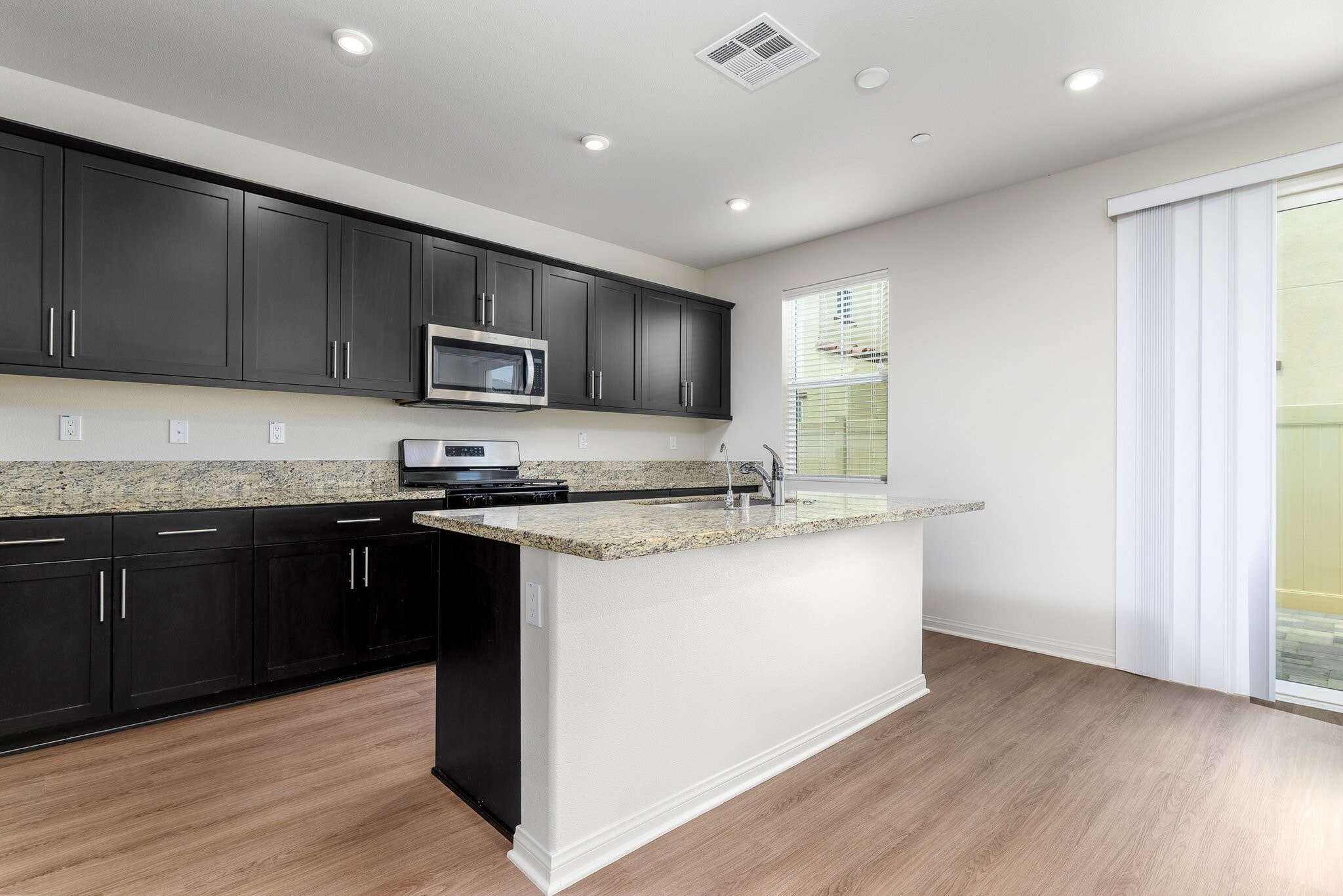 Building Photo - 26549 Brightstone Dr