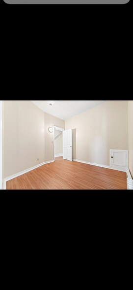 Building Photo - 1420 W Linden St