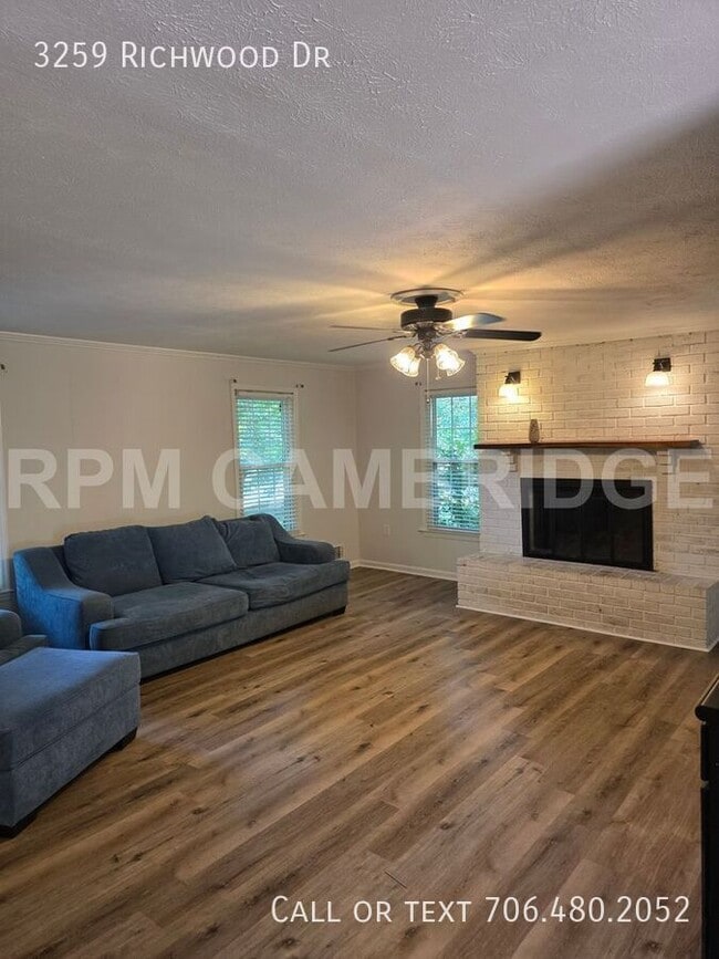 Building Photo - 3259 Richwood Dr NW