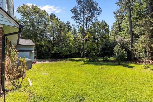 Building Photo - 13520 Oakwood Dr