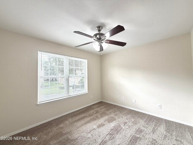 Building Photo - 13810 Sutton Park Dr N
