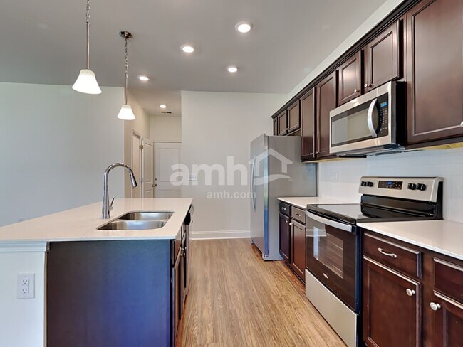 Building Photo - 308 West St