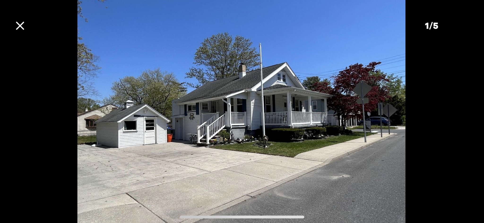 Building Photo - 15 W Connecticut Ave