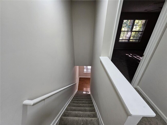 Building Photo - 2740 Waverly Hills Dr