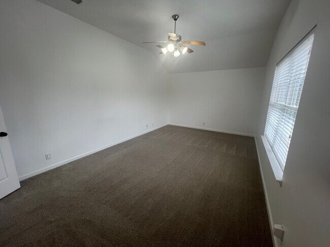 Building Photo - Blackman Area Coming Soon!