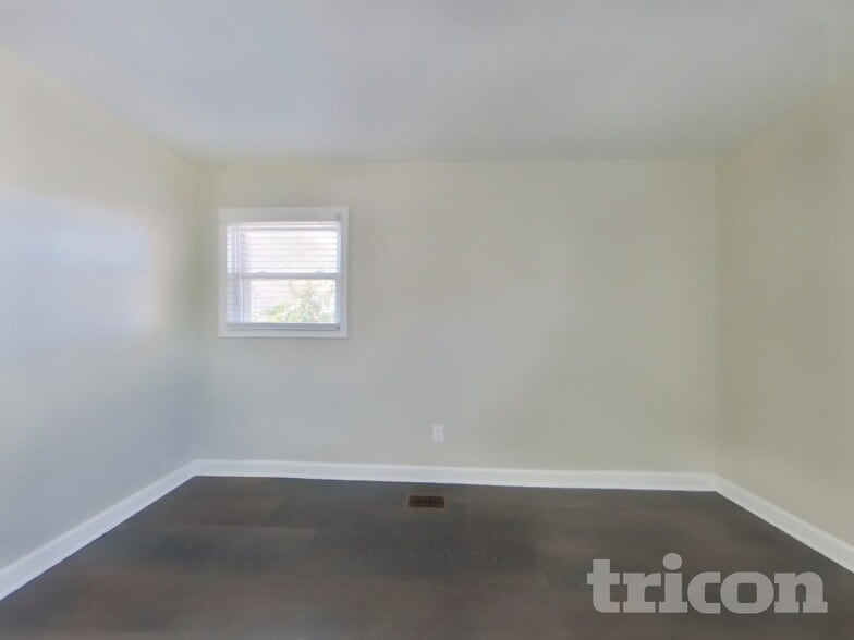 Building Photo - 6022 Lucente Ave