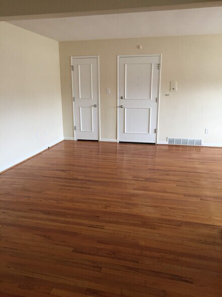 Building Photo - 25901 Woodward Ave