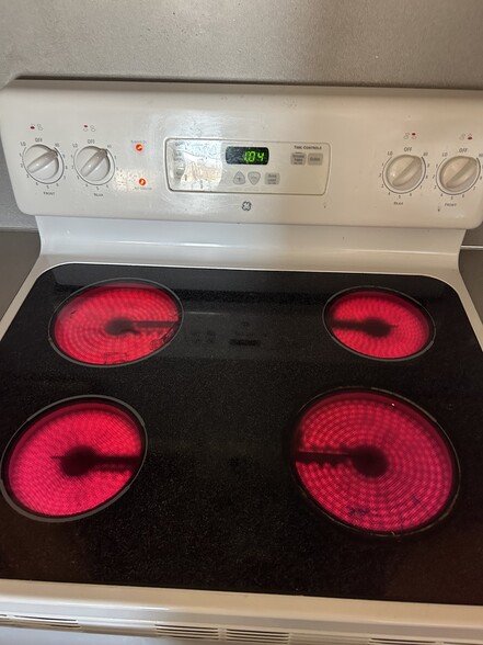 Building Photo - 166 E 1800 N