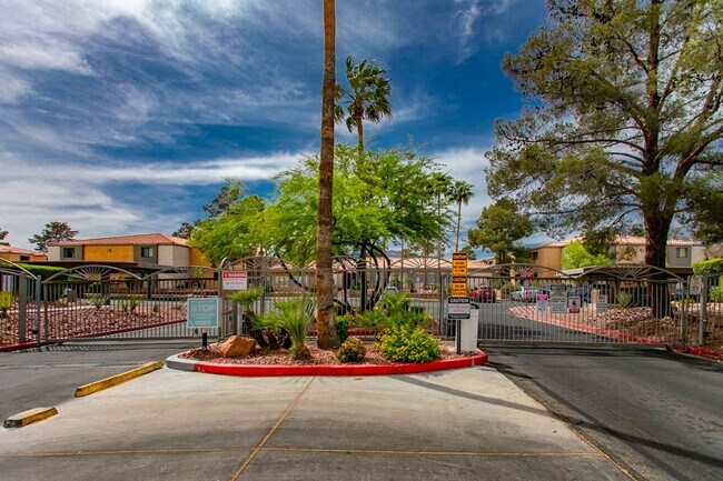 Building Photo - 3 Bedroom Remodeled Desert Shore Condo In Gated Community